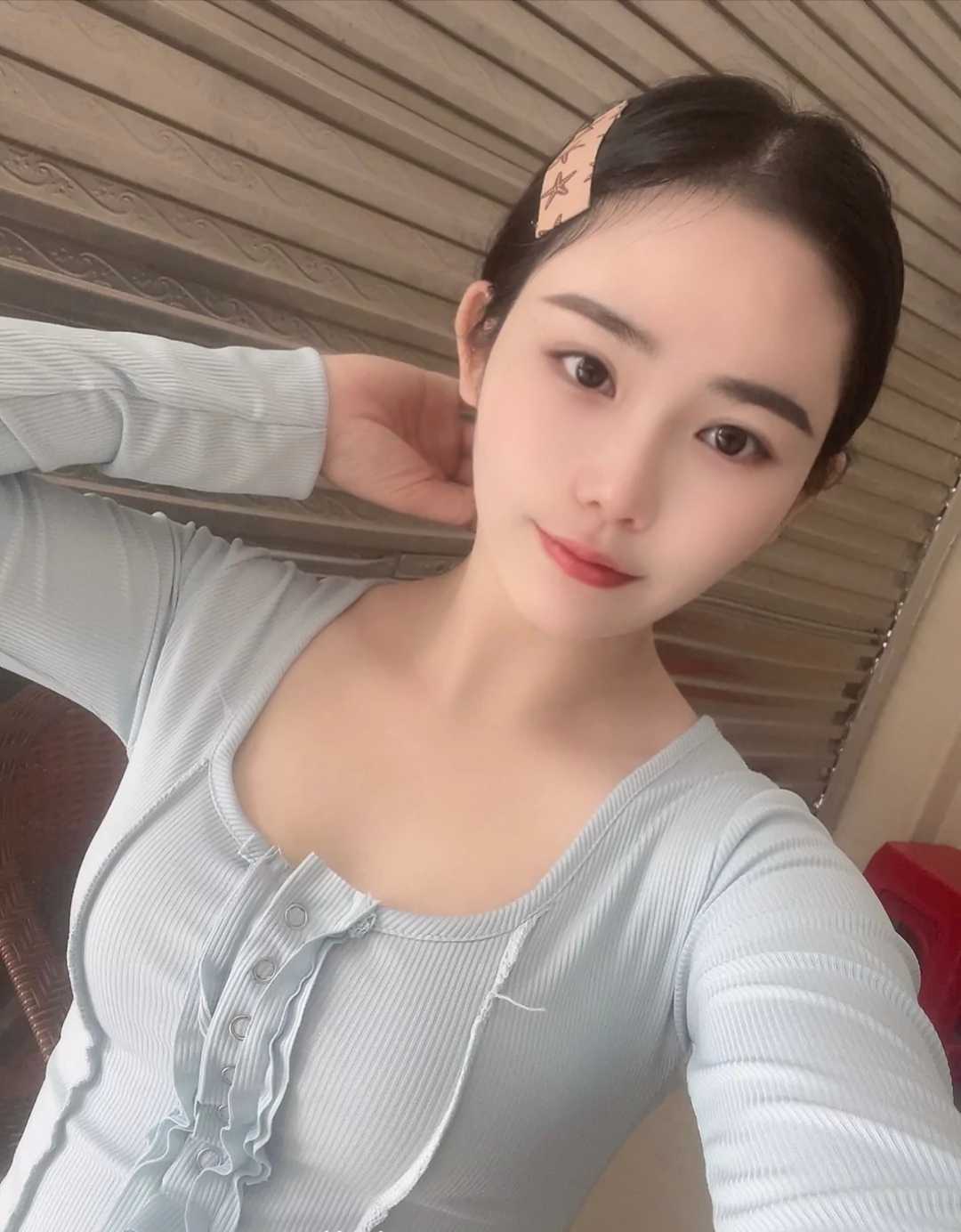 年轻漂亮嫩妹妹兼职